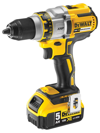 Дрель DeWALT  DCD 990 P2
