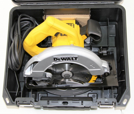 Пила дисковая DeWALT  DWE 560 К