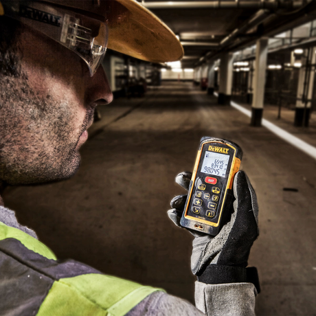 Дальномер DeWALT  DW 03101
