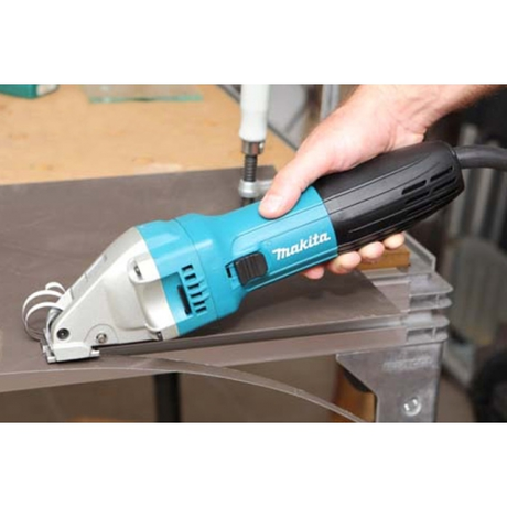 Электрические ножницы Makita  JS 1000