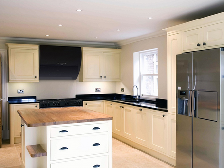 Вытяжка кухонная Maunfeld  DOVER 90 черный