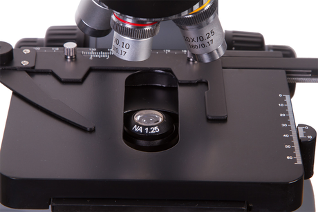 Микроскоп Levenhuk D740T 5,1 Мпикс, тринокулярный