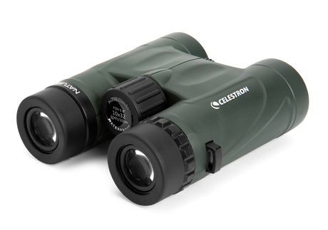 Бинокль Celestron  Nature DX 10x32