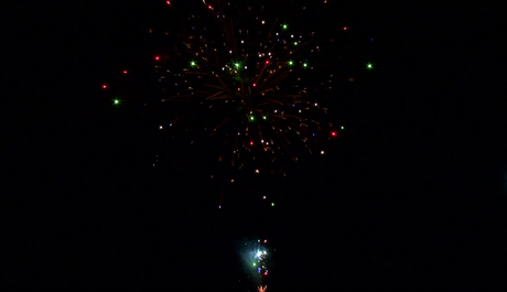 Батарея салютов Русский фейерверк КРАСНЫЙ СТАРТ Р7563