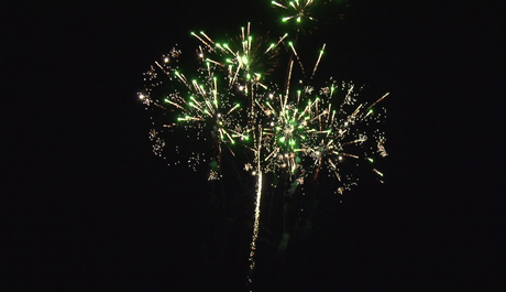 Батарея салютов Русская пиротехника КУБОК МИРА РС758