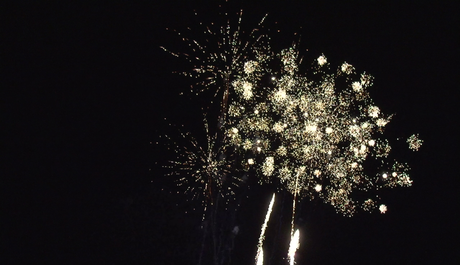 Батарея салютов Русская пиротехника КУБОК МИРА РС758