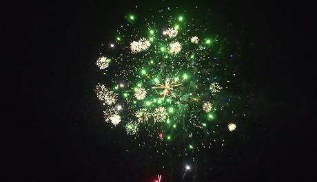 Батарея салютов Русская пиротехника ДИВНОГОРЬЕ РС8600