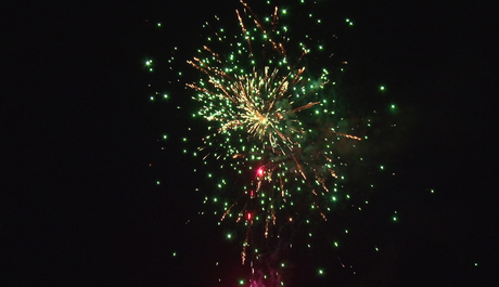 Батарея салютов Русская пиротехника ОЙМЯКОН РС791