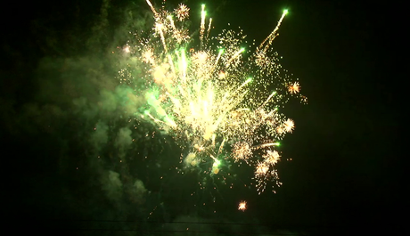 Батарея салютов Русский фейерверк С Наступающим Р7352