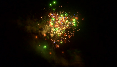 Батарея салютов Русский фейерверк С Наступающим Р7352