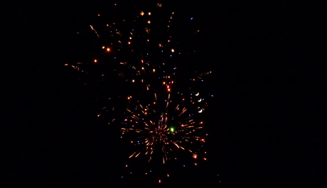 Батарея салютов Русский фейерверк Джокер Р7165