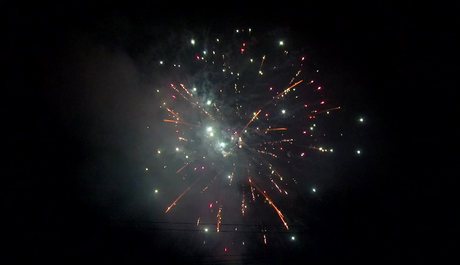 Батарея салютов ФейерЛэнд  Дискотека Новый год ЕС715