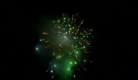 Батарея салютов ФейерЛэнд  Дискотека Новый год ЕС715