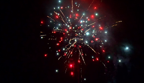 Батарея салютов Русский фейерверк Король вечеринок P7514