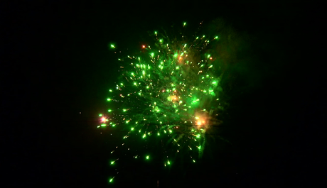 Батарея салютов Русский фейерверк Новогодняя кутерьма P7323