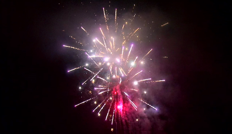 Батарея салютов Русский фейерверк Салют Столичный P7904