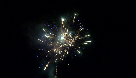 Батарея салютов Русский фейерверк Командор P7537